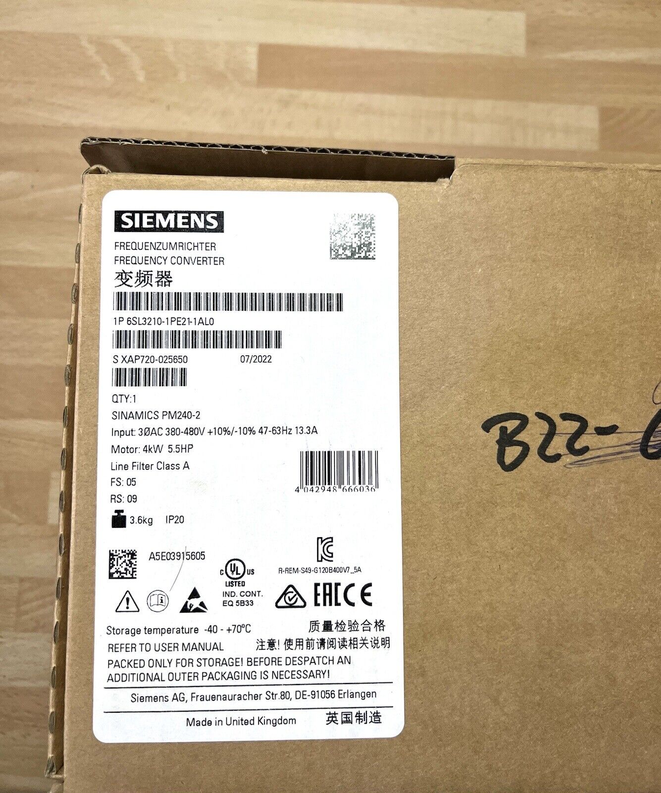 1x Siemens 6SL3210-1PE21-1AL0 Frequenzumrichter / Frequency Converter 380-480V