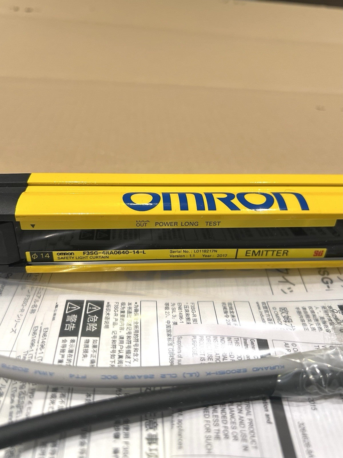 1x OMRON F3SG-4RA0640-14 SAFETY LIGHT CURTAIN F3SG4RA064014